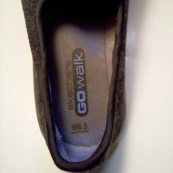 Skechers Go Walk Womens Size 6.5 Black Slip On Shoes Pre-owned No Box - Picture 15 of 15